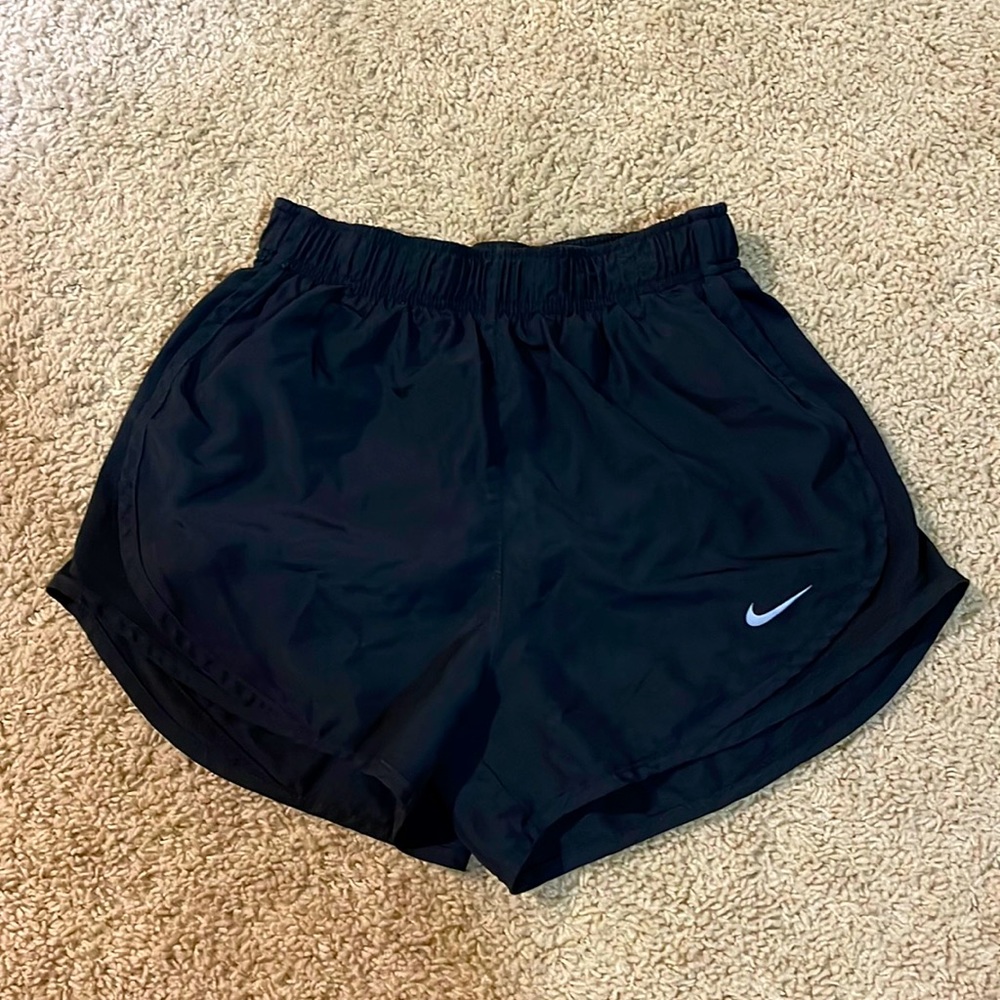 All black Nike shorts / size Xsmall